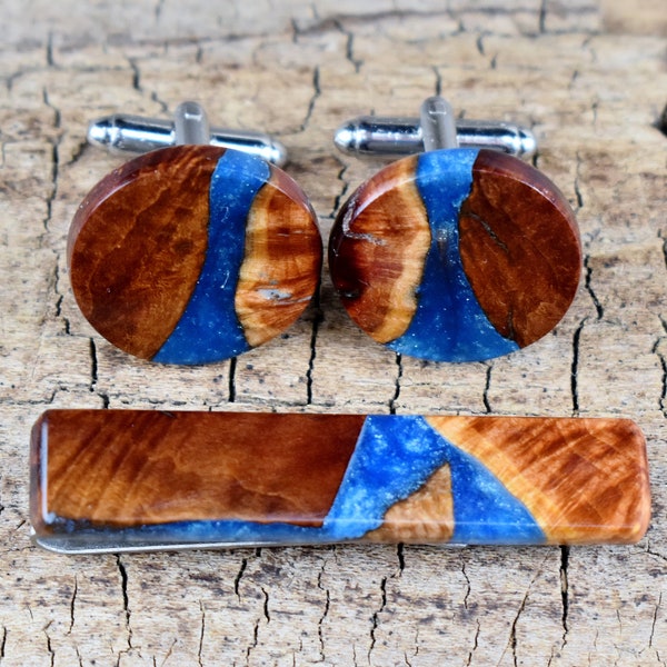 Matching Wood Tie Clip and Cuff Link Set - Caribbean Diamond Blue Resin/Manzanita Burl - 2inch Long Tie Bar - Stainless Steel-Groomsmen Gift