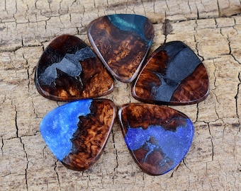 Rosewood Burl and Resin Guitar Pick - Handmade Honduran Rosewood Burl and Resin Wood Guitar Pick - Pick Your Pick - 1 Wood Guitar Pick