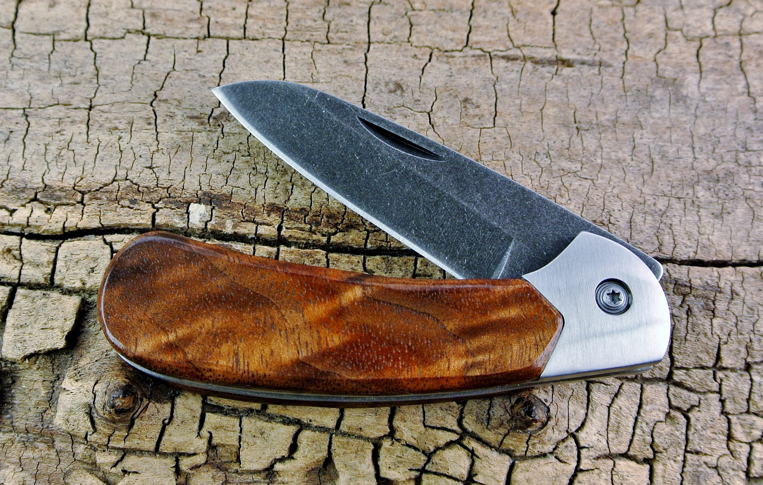 Pocket Knife with Wood Handle Figured Walnut Wooden Handle Wood