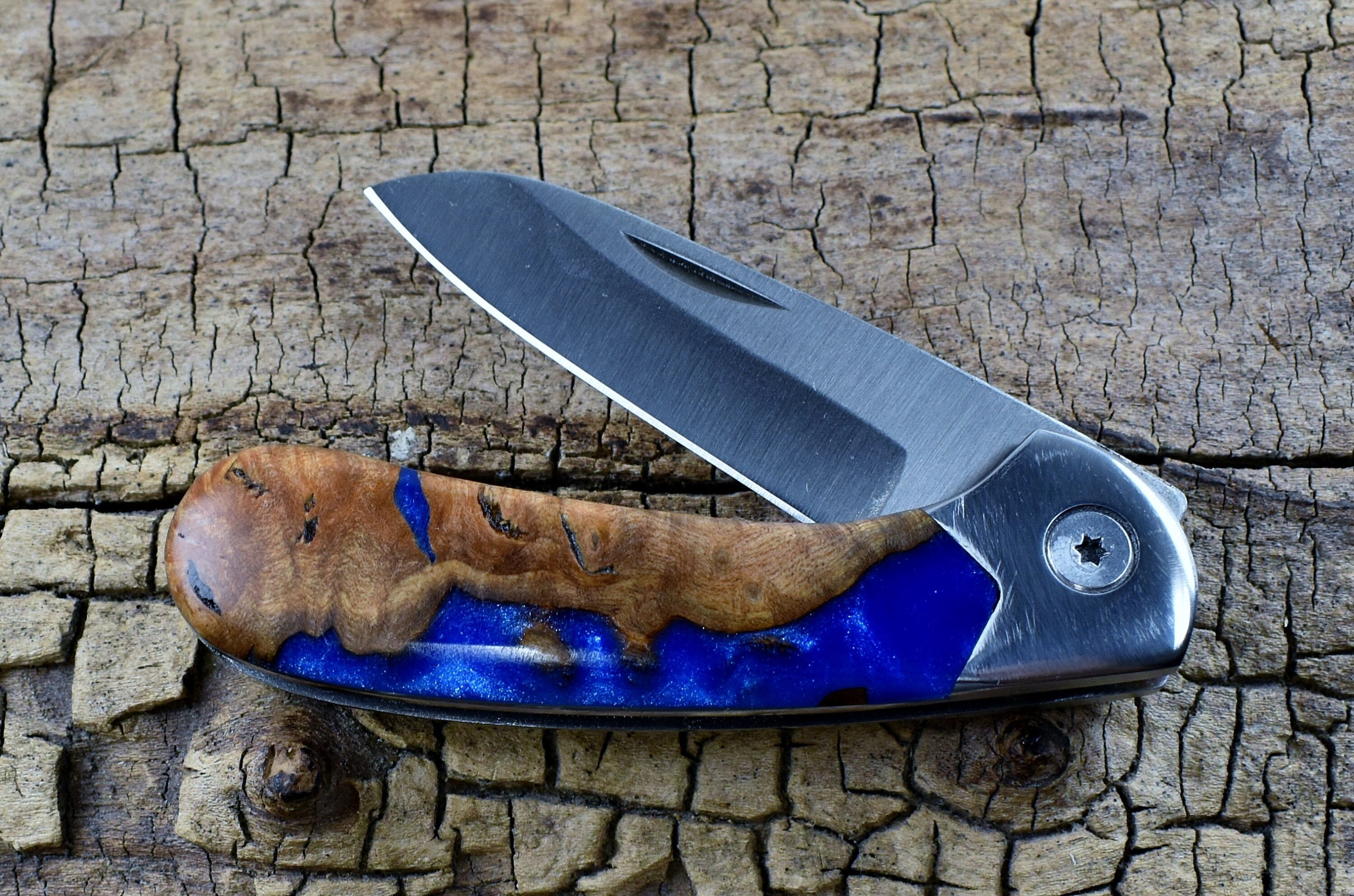Resin Wood Pocket Knife with Wood Handle Cobalt Diamond Blue Resin