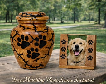 Urna de madera para mascotas con huellas de patas negras: recuerdo conmemorativo artesanal para perro y gato