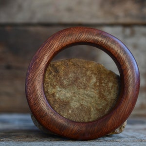 Medium sized wooden eucalyptus bangle sculptural western australia red tingle image 8