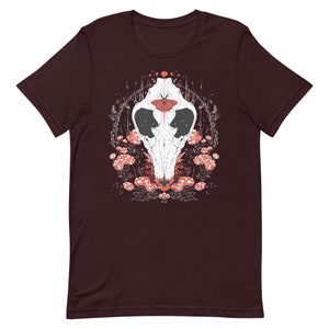Canis Lupus Wolf Skull And Mushroom Unisex T-Shirt, Goblincore Shirt, Dark Cottagecore Goth Clothing, Forest Animal Gothic Fashion