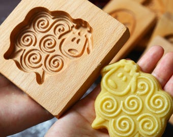 Molde de lana rizada con forma de oveja - Molde de madera para galletas para festivales