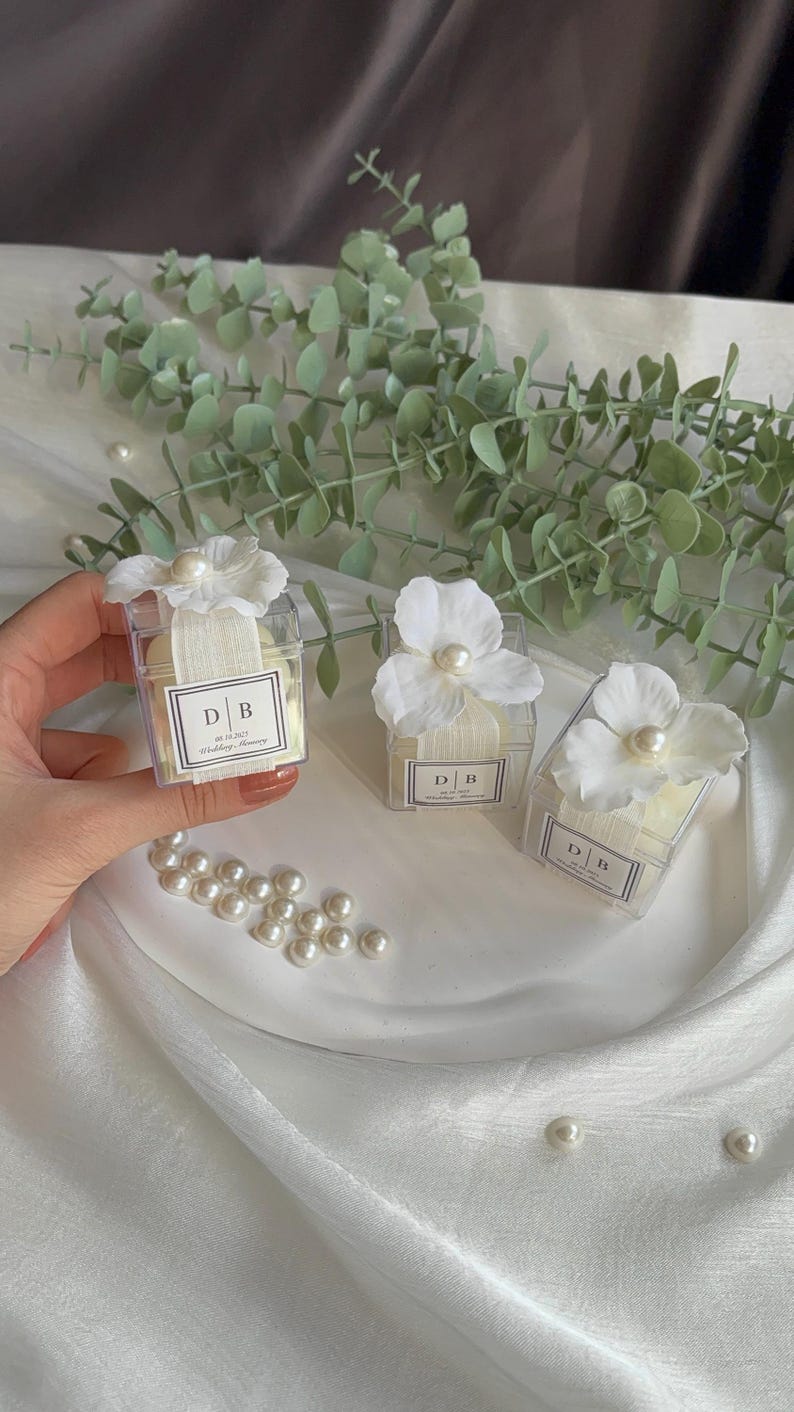 wedding favors,favors for guests,baby shower favors,wedding favors bulk,personalized favors,engagement favors,bridal shower gifts,baptism favors,bridal shower favors,bulk wedding favors,baby shower gifts,best wedding favors,candle wedding favor,engagement gifts,favors in bulk,personalized gift,rustic wedding favor,wedding gift,bridesmaid gifts,bridle favors,customizable favors,thank you gifts,unique wedding favor,wedding guest favors,anniversary favors