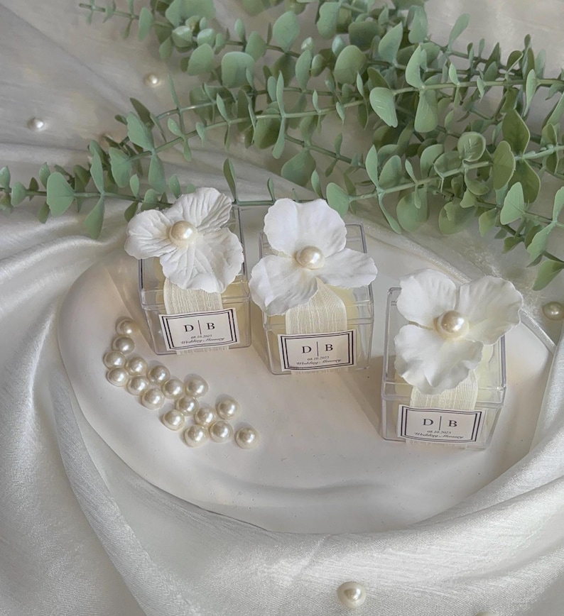 wedding favors,favors for guests,baby shower favors,wedding favors bulk,personalized favors,engagement favors,bridal shower gifts,baptism favors,bridal shower favors,bulk wedding favors,baby shower gifts,best wedding favors,candle wedding favor,engagement gifts,favors in bulk,personalized gift,rustic wedding favor,wedding gift,bridesmaid gifts,bridle favors,customizable favors,thank you gifts,unique wedding favor,wedding guest favors,anniversary favors