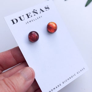 Rustic Red Dichroic glass atud earrings, on sterling silver - Fused glass sichrouc