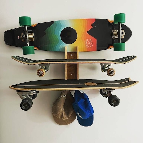 Mensola skateboard in legno 