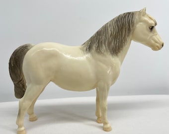 Vintage 1960s Breyer Shetland Pony #25 - Signed CHess - Alabaster - No USA stamp