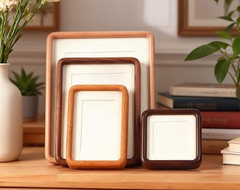 Massief houten fotolijst met afgeronde hoeken, ontwerp voor display op tafel