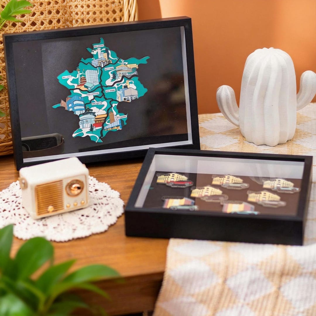Magnetic Fridge Magnet Display Frame, Enamel Pin Collector's Case - Etsy