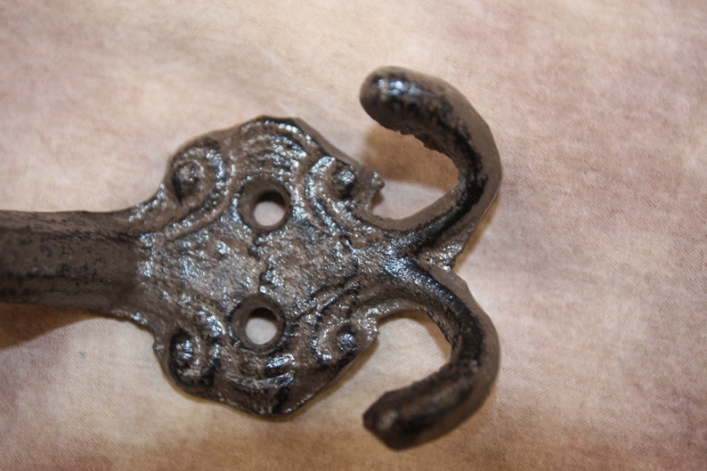 Victorian Wall Hooks Cast Iron Free Shipping H-61