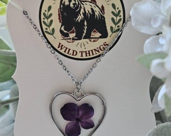 Real Pressed Flower Necklace • Handmade Resin Jewelry • Floral Pendant