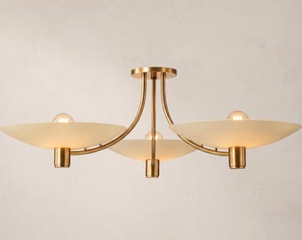 Middeleeuwse moderne koperen kroonluchter, 3-lichts schotelhanger, Bauhaus minimalistische plafondarmatuur, handgemaakte massief messing eetkamerlamp