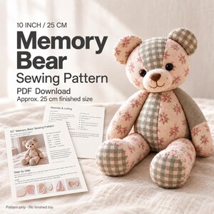 Peut inclure: Un patron de couture PDF pour ours souvenir de 25 cm, illustré par un ours en peluche fini en tissu à motifs floraux roses et vichy vert. Le document contient des instructions étape par étape, une liste de matériel et un aperçu du patron.