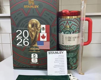 Stanley Fifa World Cup 2026 Quencher, brelok z imieniem, przenośny zestaw upominkowy z kubkiem, naczynia kolekcjonerskie dla fanów piłki nożnej