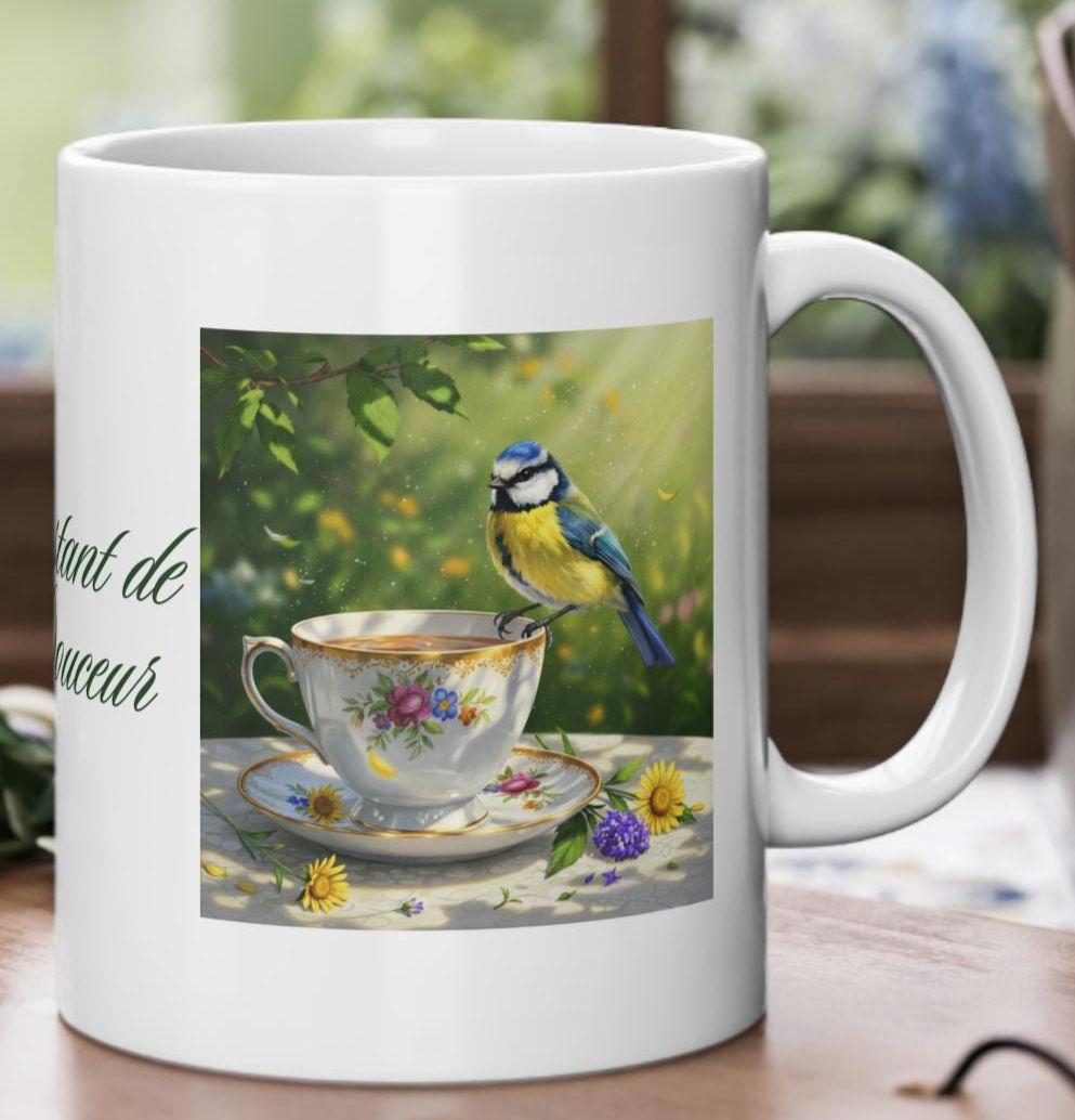 Tasse en grès moucheté fleur bleue
