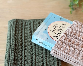Crochet book sleeve pattern - PDF / digital download
