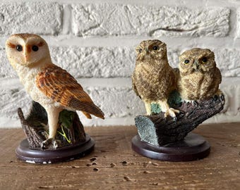 W92 Vintage Hand Painted the Country Bird Collection “ the Barn