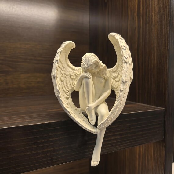 Redemption Angel Statue, Religious Resin Sculpture for Prayer Room Decor