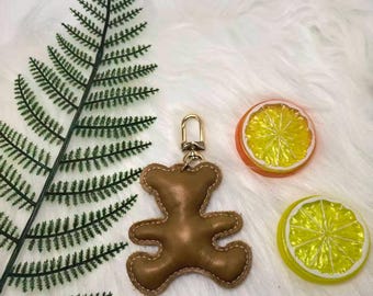 Handmade leather teddy bear pendant trendy accessory backpack decoration key pendant Thanksgiving gift