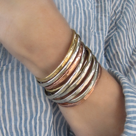 メキシカンジュエリー Hammered Cuff Bracelet Hammered Mexican Sterling Silver Gemstone Cuff Bracelet