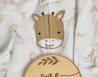 Wooden Baby Milestone Discs – Engraved Birchwood Photo Props, Monthly Markers