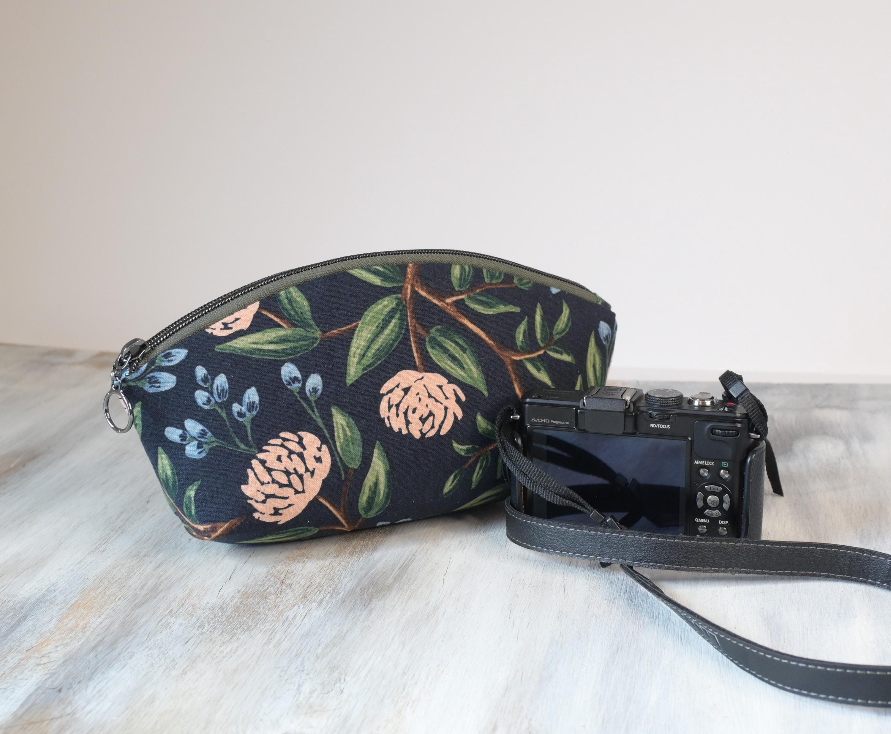 Digicam pouch bag / vlog camera bag / linen blend fabric / different choices of fabric