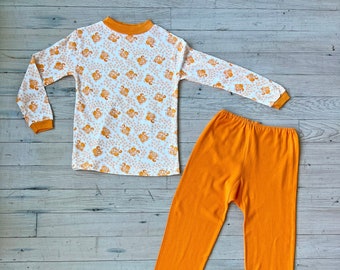 1960s two piece pajamas set . 60s mod cotton pj pants & t-shirt