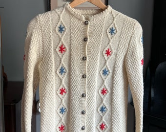 vintage Bavarian knitwear cardigan . 50s hand knit cream with red & blue flowers