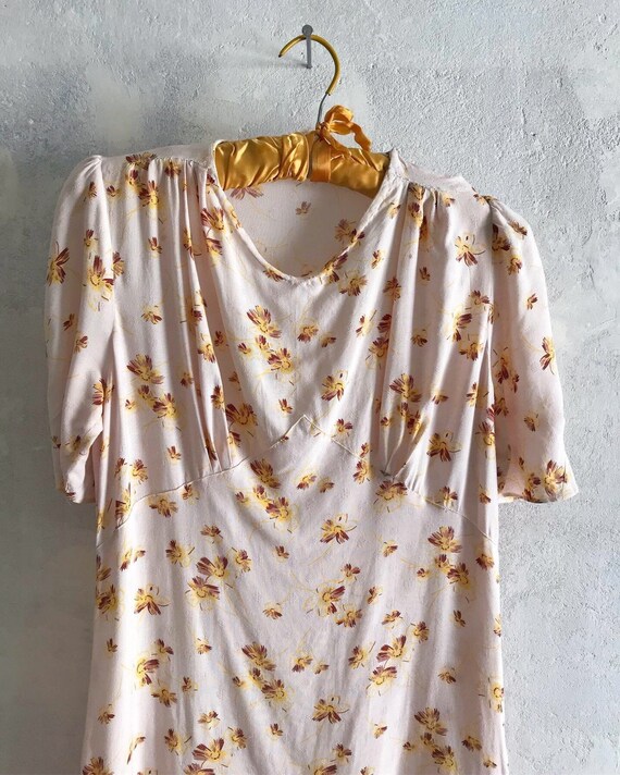 1930s Swedish cotton dress . vintage 30s novelty p