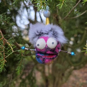 Handmade Felt Monster Keychain – Funny Wool Bag Charm