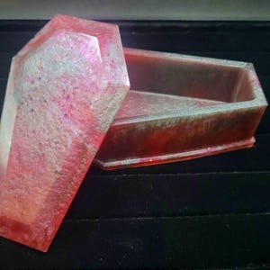 Resin Coffin Box – Colorful Gothic Jewelry Box – Witchy Storage Decor – Crystal & Ring Holder