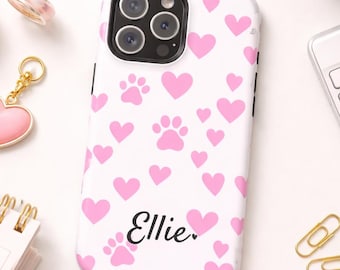 Funda personalizada para teléfono para amantes de los perros con corazones rosas y diseño de huella de pata con nombre.