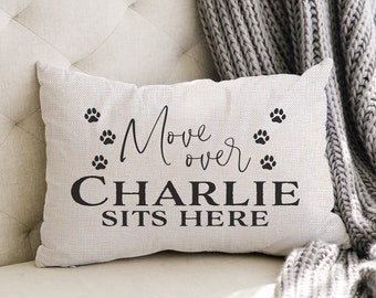 Almohada con nombre de perro "Hazte a un lado" - Regalo para amantes de los perros - Regalo de Navidad para perros - Almohada reservada para el perro - Almohada con nombre de perro - Regalo personalizado para perro