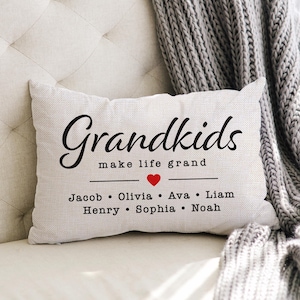 Almohada personalizada "Los nietos hacen la vida grandiosa" - Regalos de Navidad de los nietos - Los nietos hacen la vida grandiosa - Regalos para abuelos
