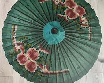 Vintage Japanese Chinese Umbrella Parasol Asian Green Hand Painted Full Size