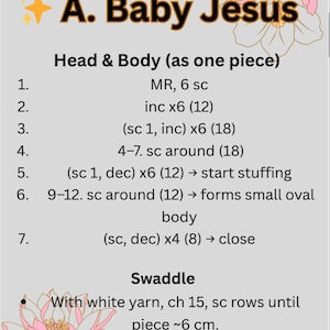 Op de afbeelding: Een haakpatroon voor een baby Jezus pop. De instructies omvatten hoofd, lichaam en wikkel, met afmetingen in cm. De tekst is in zwarte letters op een lichtgrijze achtergrond, met decoratieve bloemelementen.
