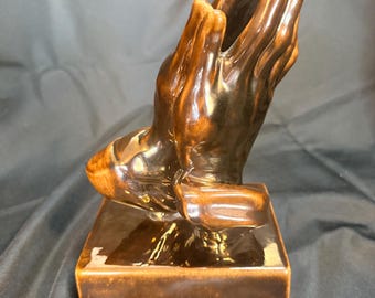 Vintage Atlantic Mold Porcelain Praying Hands Statue