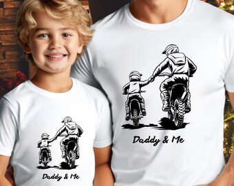 personalisiertes Daddy and Me Shirt, Papa und Sohn Shirt, Partnerlook, Papa Geburtstagsgeschenk, Motorrad Liebhaber, Motorcross, Biker, Helm