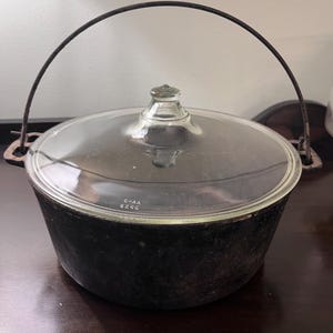 Vintage Wagner Ware Cast Iron Dutch Oven with Handle & Pyrex Glass Lid