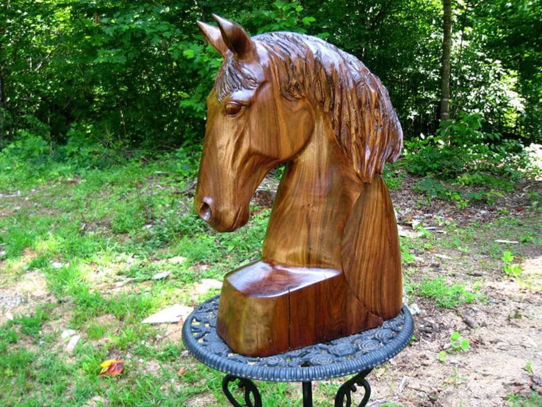 ヴィンテージ！Horse Three-dimensional カフ ブレスレット Horse Head, Wood Sculpture, Chainsaw Carving - Etsy