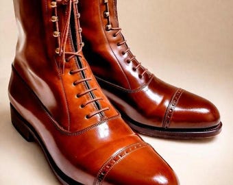 Botines de cuero marrón hechos a mano con puntera reforzada y cordones – Estilo vestido vintage