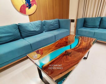 River-salontafel acaciahout: blauwe epoxyhars, geslepen rand