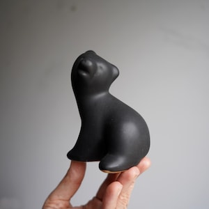 Pigeon Forge Pottery Black Bear design Douglas Fergusen - Handmade in Tennessee