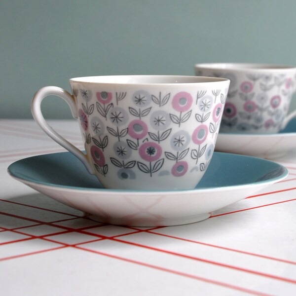 SALE 30% OFF Set of 2 Modernist Flowers Cups & Saucers - Rorstrand Sweden