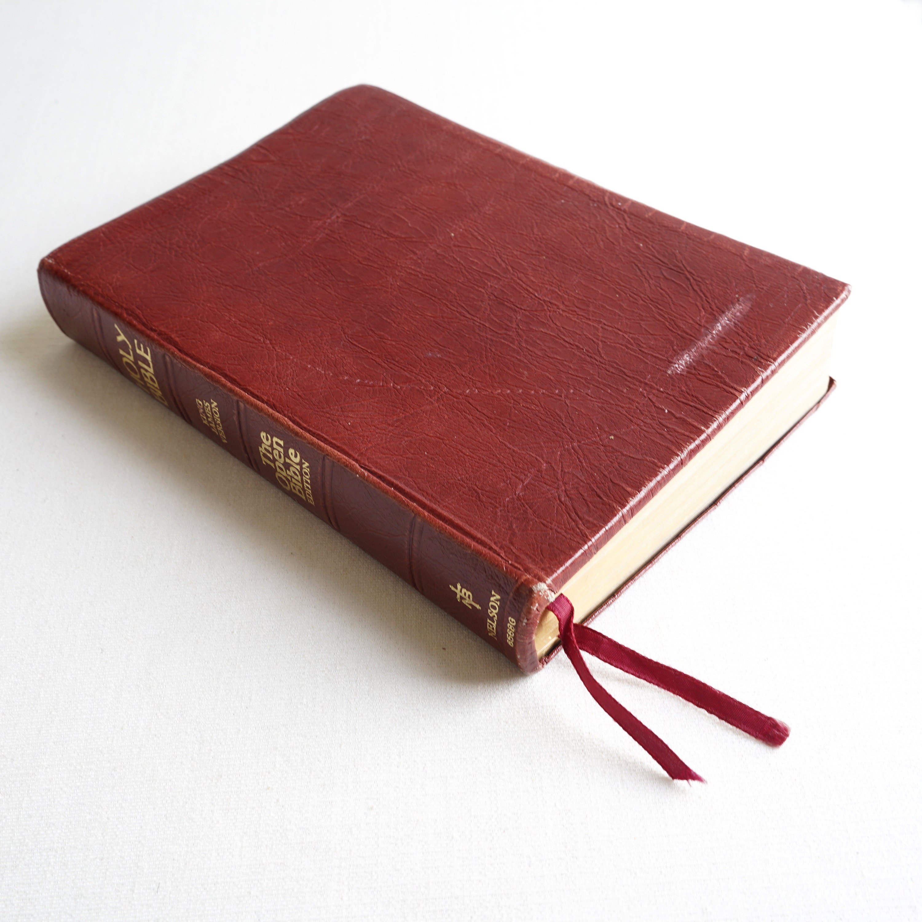 The Open Bible, KJV - Thomas Nelson Bibles