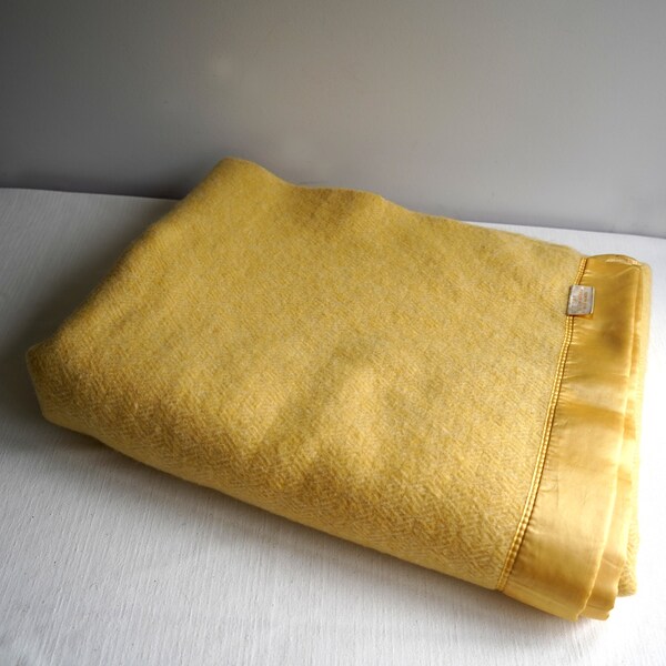 Satin Trim Blanket Etsy