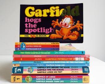Collection (9) Garfield Comic Books by Jim Davis