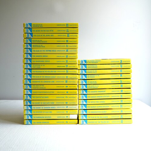 Nancy Drew shops Mystery Collection (33) by Carolyn Keene - Flashlight Series Hardcover Books